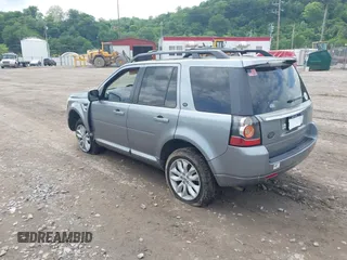 2013 Land Rover LR2 с VIN SALFR2BG1DH371125, выставлен на аукционе IAAI как лот 42376313 с пробегом 134 998 миль миль и . История ставок и продаж доступна на DreamBid. Изображение 3.