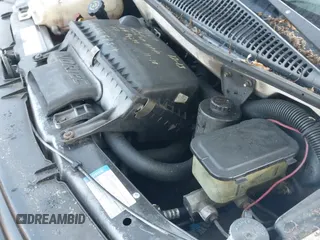 1998 Chevrolet Express Cargo с VIN 1GCFG25M1W1103105, выставлен на аукционе IAAI как лот 42643958 с пробегом 125 405 миль миль и . История ставок и продаж доступна на DreamBid. Изображение 14.