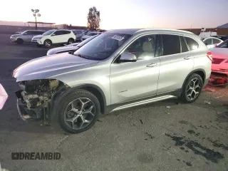2017 BMW X1 xDrive28i z VIN WBXHT3Z32H4A55942, wystawiony jako Copart lot #89252505 z przebiegiem 109 034 mil mil oraz Szkoda całkowita • Salvage title. Historia ofert i sprzedaży dostępna na DreamBid. Obrazek 1.