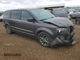 2015 Chrysler Town & Country S with VIN 2C4RC1HG5FR699937, listed as a Copart auction lot 78330864 with 88,279 mi miles and Salvage Title. Bid and sale history available at DreamBid. Image 4.