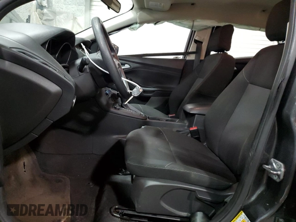 2015 Ford Focus SE with VIN 1FADP3F23FL300782, listed as a Copart auction lot 50462775 with 92,504 mi miles and Salvage Title. Bid and sale history available at carsss.com. Image 7.