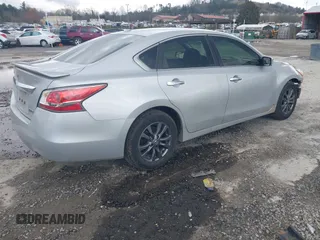 2015 Nissan Altima S with VIN 1N4AL3AP0FN900696, listed as a IAAI auction lot 41960816 with 168,139 mi miles and . Bid and sale history available at carsss.com. Image 4.