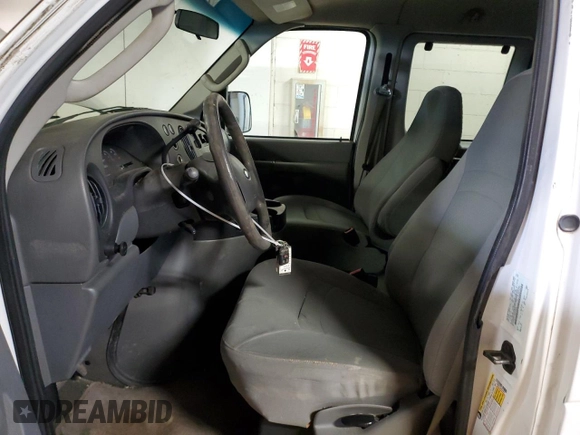 2008 Ford Econoline Passenger XL with VIN 1FBNE31L08DA49824, listed as a Copart auction lot 88313115 with 154,440 mi miles and Salvage Title. Bid and sale history available at carsss.com. Image 7.
