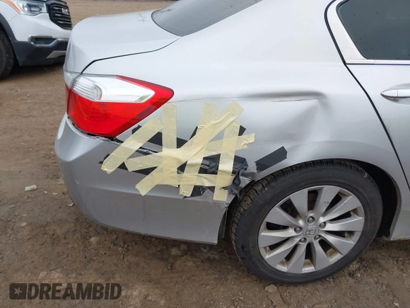 2013 Honda Accord EX с VIN 1HGCR2F78DA032621, выставлен на аукционе IAAI как лот 42372786 с пробегом 260 396 миль миль и . История ставок и продаж доступна на DreamBid. Изображение 6.