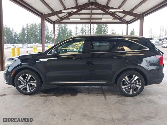 2022 Kia Sorento Plug-In Hybrid SX Prestige with VIN KNDRMDLH4N5110077, listed as a IAAI auction lot 41760167 with 26,732 mi miles. Bid and sale history available at carsss.com. Image 14.