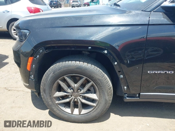 2022 Jeep Grand Cherokee Limited with VIN 1C4RJKBGXN8541947, listed as a IAAI auction lot 42553134 with 1,930 mi miles and . Bid and sale history available at DreamBid. Image 6.