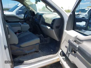 2015 Ford F-150 XLT с VIN 1FTFX1EF9FKD84687, выставлен на аукционе IAAI как лот 42482386 с пробегом 299 523 миль миль и . История ставок и продаж доступна на DreamBid. Изображение 5.