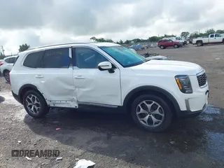 2020 Kia Telluride EX z VIN 5XYP3DHC0LG048043, wystawiony jako IAAI lot #42259706 z przebiegiem 55 363 mil mil oraz . Historia ofert i sprzedaży dostępna na DreamBid. Obrazek 14.