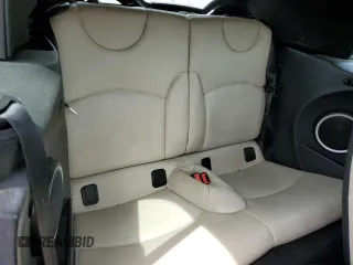 2013 MINI Convertible S с VIN WMWZP3C59DT706087, выставлен на аукционе Copart как лот 54504375 с пробегом 100 550 миль миль и Списание • Salvage title. История ставок и продаж доступна на DreamBid. Изображение 10.