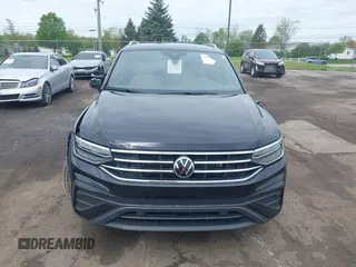 2024 Volkswagen Tiguan SE with VIN 3VVMB7AX7RM042855, listed as a IAAI auction lot 42223748 with 14,077 mi miles and . Bid and sale history available at DreamBid. Image 12.
