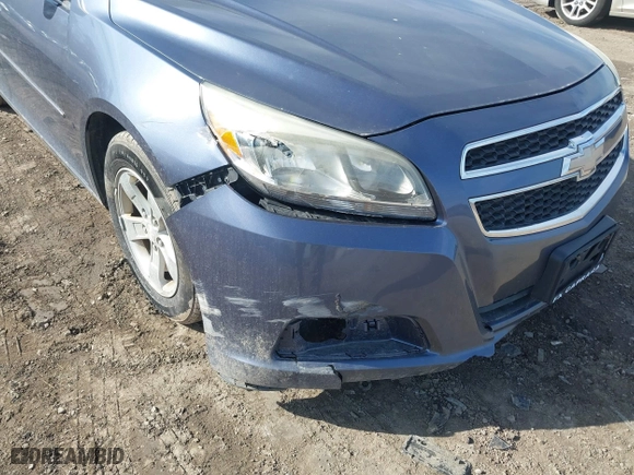 2013 Chevrolet Malibu LS with VIN 1G11B5SA9DF223781, listed as a IAAI auction lot 41811379 with 127,000 mi miles. Bid and sale history available at carsss.com. Image 6.