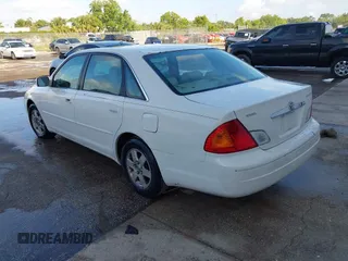 2000 Toyota Avalon XL with VIN 4T1BF28BXYU100079, listed as a IAAI auction lot 41925779 with 126,463 mi miles and . Bid and sale history available at DreamBid. Image 3.