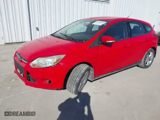 2014 Ford Focus SE with VIN 1FADP3K20EL200353, listed as a IAAI auction lot 41659047 with 156,421 mi miles. Bid and sale history available at carsss.com. Image 2.