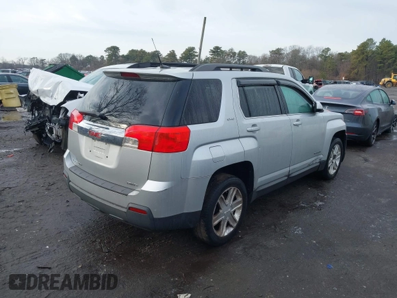 2011 GMC Terrain SLE-2 with VIN 2CTFLTEC6B6433875, listed as a IAAI auction lot 41468550 with 172,793 mi miles. Bid and sale history available at carsss.com. Image 4.