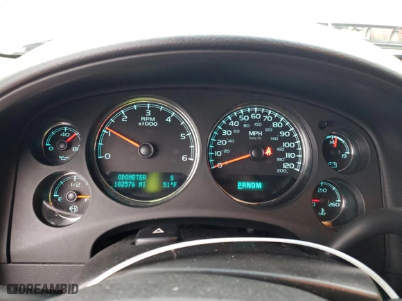 2013 Chevrolet Suburban LT with VIN 1GNSKJE7XDR101702, listed as a Copart auction lot 45577695 with 182,576 mi miles and Salvage Title. Bid and sale history available at carsss.com. Image 9.