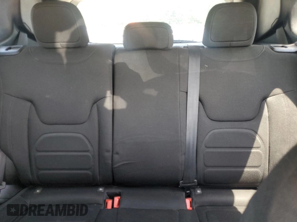 2018 Jeep Renegade Latitude with VIN ZACCJABB9JPJ37963, listed as a Copart auction lot 57336675 with 212,668 mi miles and Clean title. Bid and sale history available at DreamBid. Image 10.