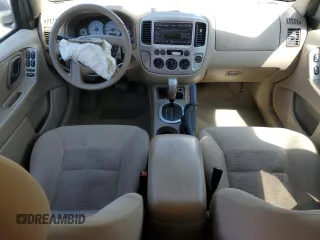 2006 Ford Escape XLT with VIN 1FMYU03146KA43518, listed as a Copart auction lot 61831445 with 191,612 mi miles and Salvage title. Bid and sale history available at DreamBid. Image 8.