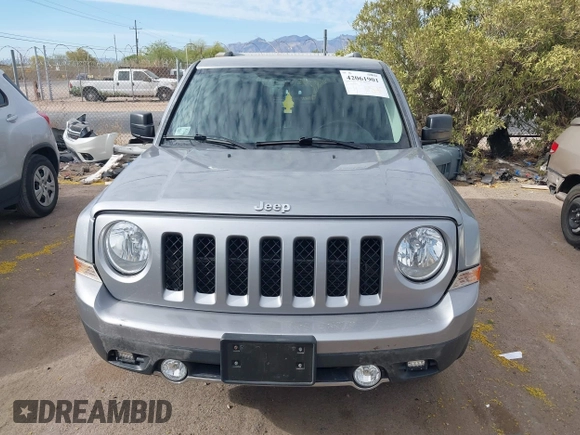 2016 Jeep Patriot High Altitude with VIN 1C4NJRFB8GD595327, listed as a IAAI auction lot 42061901 with 78,981 mi miles and . Bid and sale history available at DreamBid. Image 12.