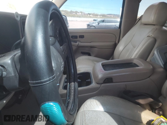 2005 Chevrolet Avalanche Z71 z VIN 3GNEK12Z95G250137, wystawiony jako Copart lot #53466925 z przebiegiem Nie podano mil oraz Nie do naprawy • Non repairable. Historia ofert i sprzedaży dostępna na DreamBid. Obrazek 7.