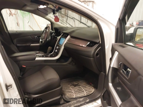 2014 Ford Edge SEL with VIN 2FMDK3J97EBA39728, listed as a IAAI auction lot 41351256 with 178,430 mi miles. Bid and sale history available at carsss.com. Image 5.
