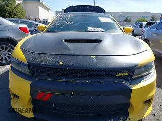 2017 Dodge Charger R/T with VIN 2C3CDXCT3HH532662, listed as a IAAI auction lot 41708616 with 125,919 mi miles and . Bid and sale history available at DreamBid. Image 13.