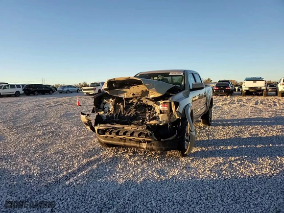 2017 Toyota Tacoma SR5 with VIN 3TMAZ5CN1HM044547, listed as a Copart auction lot 80082634 with 132,134 mi miles and Salvage Title. Bid and sale history available at carsss.com. Image 15.
