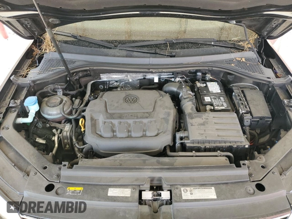 2020 Volkswagen Tiguan SE z VIN 3VV3B7AXXLM138188, wystawiony jako Copart lot #52787085 z przebiegiem 58 363 mil mil oraz Szkody całkowita. Historia ofert i sprzedaży dostępna na DreamBid. Obrazek 12.