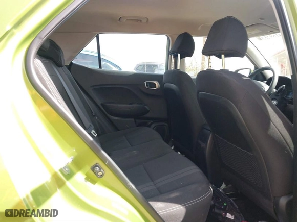 2020 Hyundai Venue SEL with VIN KMHRC8A33LU035467, listed as a IAAI auction lot 41692538 with 41,786 mi miles. Bid and sale history available at carsss.com. Image 8.