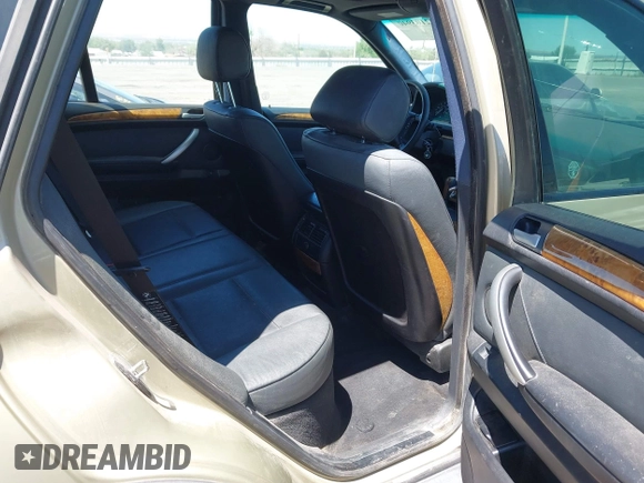 2000 BMW X5 with VIN WBAFB334XYLH02339, listed as a IAAI auction lot 42103940 with 115,355 mi miles. Bid and sale history available at carsss.com. Image 8.