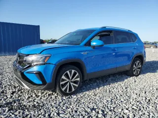 2022 Volkswagen Taos SE z VIN 3VVRX7B26NM012380, wystawiony jako Copart lot #51952625 z przebiegiem 36 237 mil mil oraz Szkody całkowita. Historia ofert i sprzedaży dostępna na DreamBid. Obrazek 1.