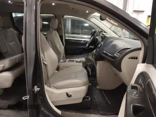2011 Chrysler Town & Country Touring L with VIN 2A4RR8DG3BR676240, listed as a IAAI auction lot 41980939 with 184,524 mi miles and . Bid and sale history available at DreamBid. Image 5.