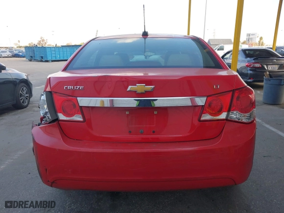 2015 Chevrolet Cruze LT with VIN 1G1PE5SB3F7182670, listed as a IAAI auction lot 41461422 with 95,144 mi miles. Bid and sale history available at carsss.com. Image 16.