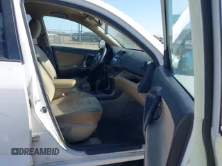 2010 Toyota RAV4 с VIN 2T3KF4DV8AW020529, выставлен на аукционе IAAI как лот 42532580 с пробегом 274 607 миль миль и . История ставок и продаж доступна на DreamBid. Изображение 5.