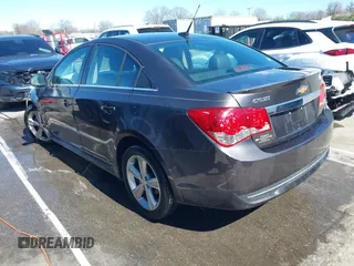 2014 Chevrolet Cruze 2LT z VIN 1G1PE5SB7E7200554, wystawiony jako IAAI lot #41739058 z przebiegiem 103 259 mil mil oraz . Historia ofert i sprzedaży dostępna na DreamBid. Obrazek 3.