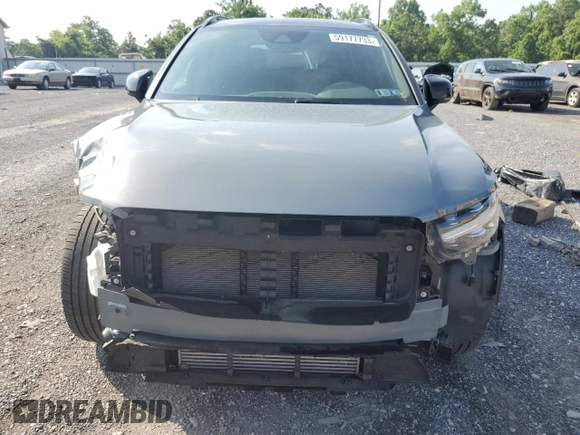 2021 Volvo XC40 R-Design with VIN YV4162UM9M2401811, listed as a Copart auction lot 59177733 with 11,993 mi miles and . Bid and sale history available at carsss.com. Image 5.