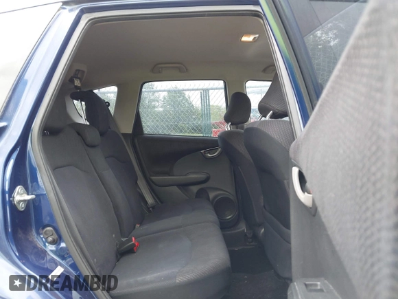 2012 Honda Fit Sport с VIN JHMGE8H55CC041577, выставлен на аукционе IAAI как лот 42274756 с пробегом 114 895 миль миль и . История ставок и продаж доступна на DreamBid. Изображение 8.