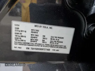 2025 Tesla Model Y Long Range with VIN 7SAYGDED8SF277469, listed as a Copart auction lot 45600195 with 442 mi miles and Salvage Title. Bid and sale history available at DreamBid. Image 12.