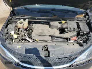 2018 Chrysler Pacifica Touring Plus with VIN 2C4RC1FG8JR365588, listed as a Copart auction lot 61787625 with 98,316 mi miles and Salvage title. Bid and sale history available at DreamBid. Image 12.