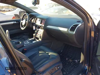 2014 Audi Q7 3.0T S line Prestige with VIN WA1DGAFEXED018456, listed as a IAAI auction lot 41705494 with 114,760 mi miles. Bid and sale history available at carsss.com. Image 5.