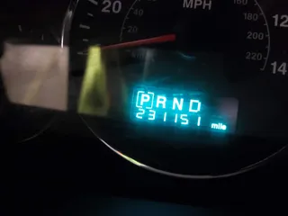 2007 Jeep Grand Cherokee Limited with VIN 1J8HR58287C572544, listed as a IAAI auction lot 41366475 with 231,151 mi miles. Bid and sale history available at carsss.com. Image 15.