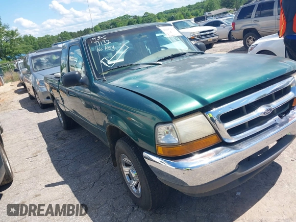 2000 Ford Ranger XL z VIN 1FTYR14VXYPA96145, wystawiony jako IAAI lot #42197132 z przebiegiem 266 243 mil mil oraz . Historia ofert i sprzedaży dostępna na DreamBid. Obrazek 1.