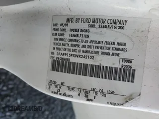 1998 Ford Escort SE with VIN 3FAFP15PXWR242102, listed as a Copart auction lot 77914714 with 164,333 mi miles and Salvage Title. Bid and sale history available at carsss.com. Image 14.