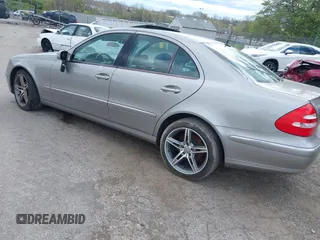 2006 Mercedes-Benz E 350 with VIN WDBUF87J66X190740, listed as a IAAI auction lot 42042892 with Not Provided miles and . Bid and sale history available at DreamBid. Image 3.
