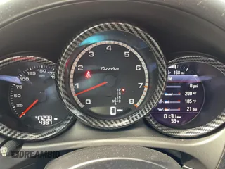 2018 Porsche Macan Turbo z VIN WP1AF2A52JLB70657, wystawiony jako Copart lot #51688145 z przebiegiem 47 299 mil mil oraz Szkoda całkowita • Salvage title. Historia ofert i sprzedaży dostępna na DreamBid. Obrazek 8.
