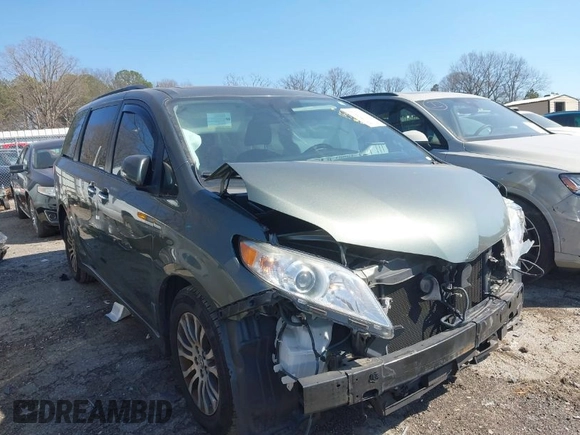 2018 Toyota Sienna XLE Auto Access Seat with VIN 5TDYZ3DC6JS931549, listed as a IAAI auction lot 41792676 with 115,673 mi miles. Bid and sale history available at carsss.com. Image 1.