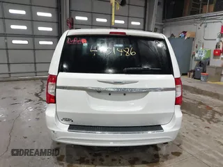2015 Chrysler Town & Country Touring with VIN 2C4RC1BG0FR628721, listed as a IAAI auction lot 41101486 with 125,942 mi miles. Bid and sale history available at carsss.com. Image 16.