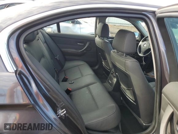 2006 BMW 3 Series 330xi with VIN WBAVD33546KV60410, listed as a Copart auction lot 86078494 with 166,778 mi miles and Salvage Title. Bid and sale history available at carsss.com. Image 10.