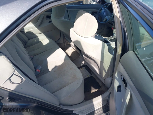 2007 Toyota Camry CE with VIN 4T1BE46K07U521891, listed as a IAAI auction lot 41932327 with 226,856 mi miles. Bid and sale history available at carsss.com. Image 8.