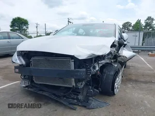 2020 Hyundai Elantra SE z VIN 5NPD74LF8LH500998, wystawiony jako IAAI lot #42266450 z przebiegiem 25 320 mil mil oraz . Historia ofert i sprzedaży dostępna na DreamBid. Obrazek 6.