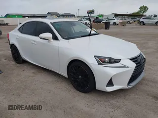 2017 Lexus IS 300 z VIN JTHCM1D21H5025621, wystawiony jako IAAI lot #42121222 z przebiegiem 81 709 mil mil oraz . Historia ofert i sprzedaży dostępna na DreamBid. Obrazek 1.
